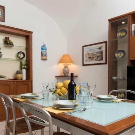 Апартаменты Casa Taiani Amalfi Coast Виетри Экстерьер фото