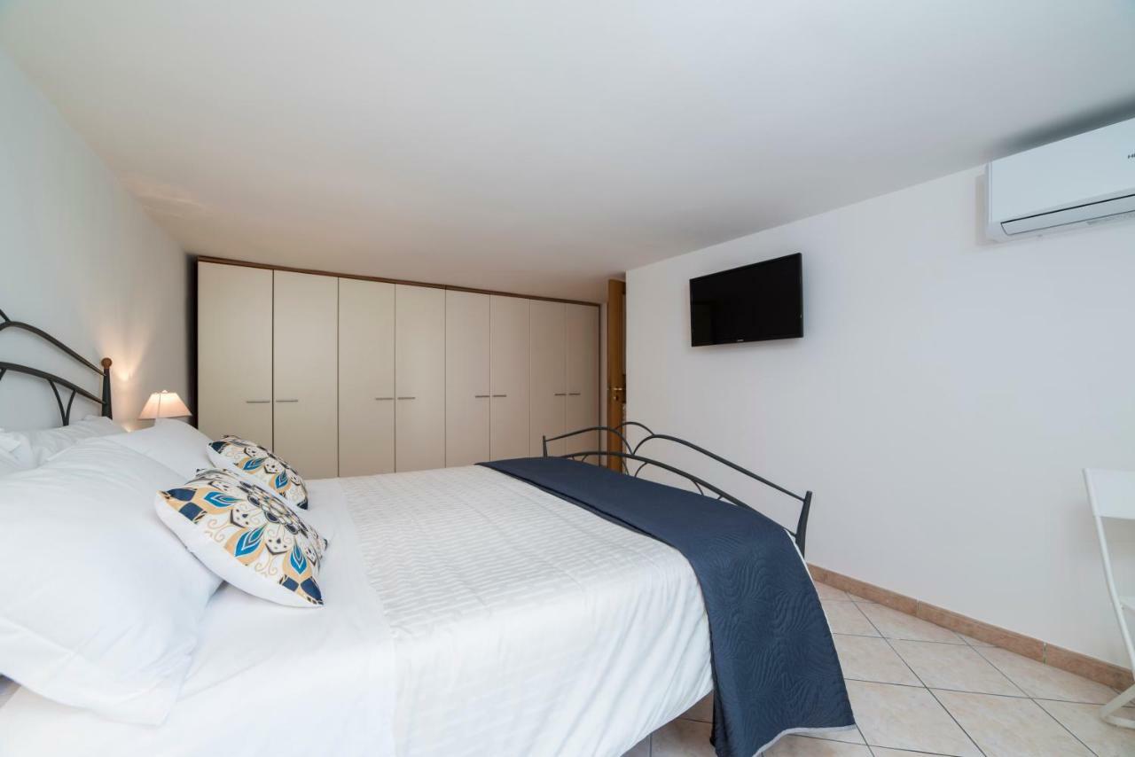 Апартаменты Casa Taiani Amalfi Coast Виетри Экстерьер фото